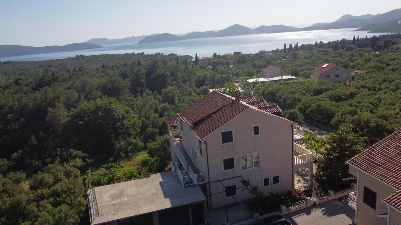 Apartments Kola Banići Exteriér fotografie